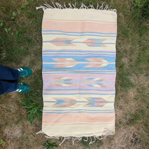 Vintage Southwestern pastel coloured small area rug - Picture 1 of 8